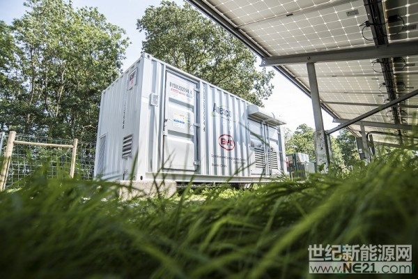 點(diǎn)擊打開原圖 Anesco-energy-storage-unit