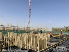 100MW！國家能源集團甘肅敦煌光熱項目汽輪機基礎平臺澆筑完成